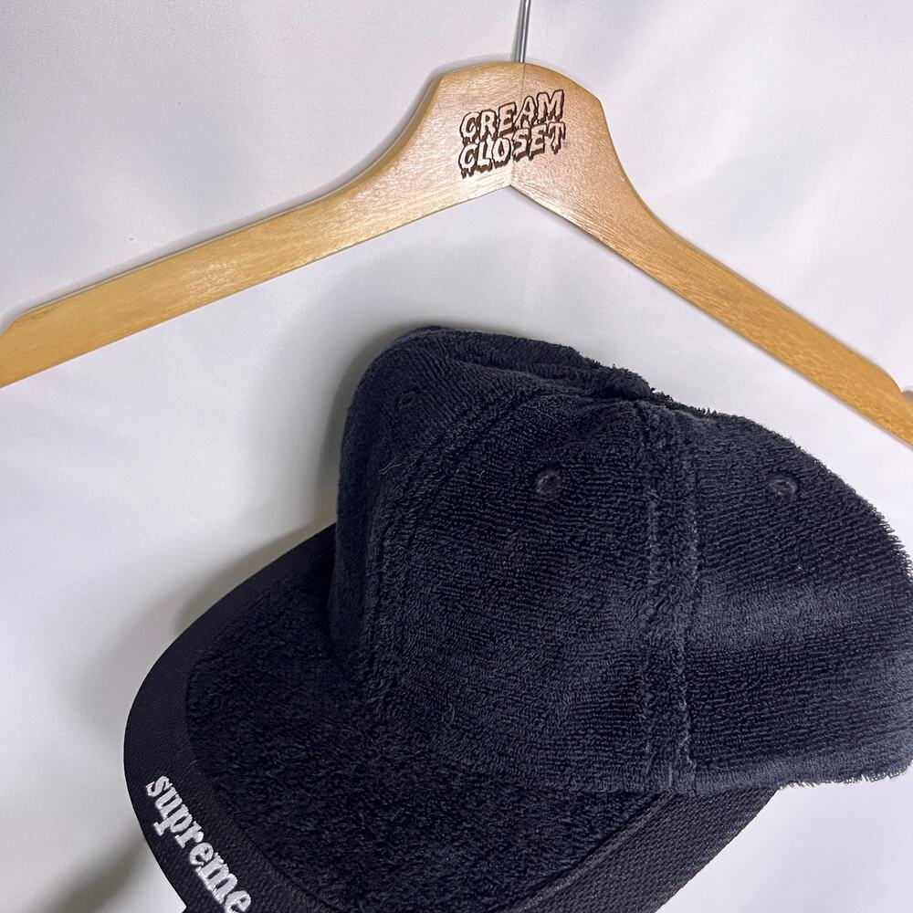 SS18 2018 Supreme NYC Terry Visor Logo 6 Panel Strapback Hat Cap in Black